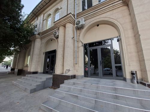 Аренда Нежелое Помещения Лабзак Mobi uz  Вдоль Дороги 100м2