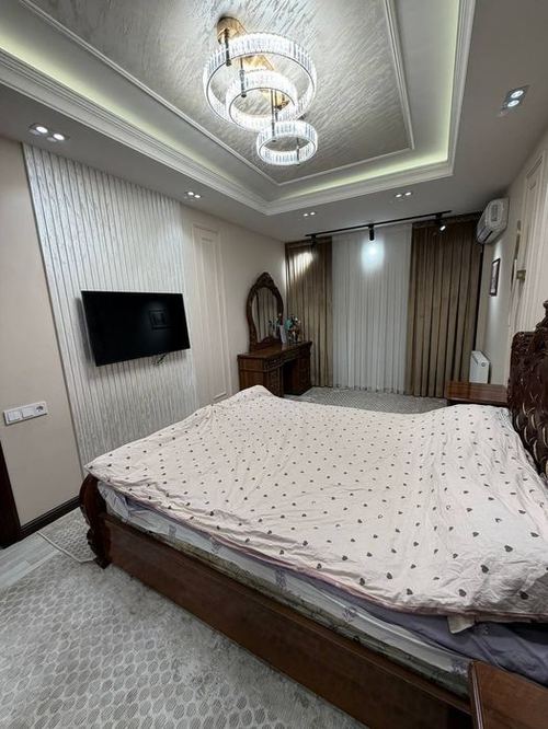 4-xonali kvartira, 120 m²