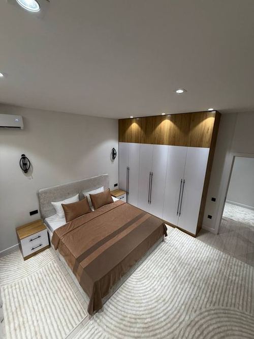 4-xonali kvartira, 104 m²