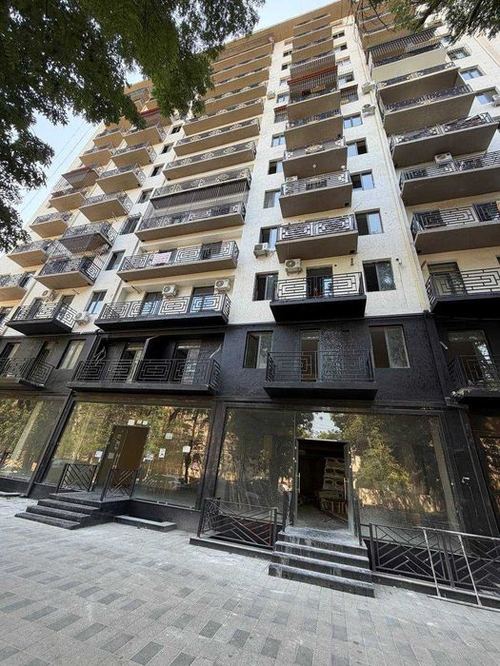 5-room apartment, 142 m²