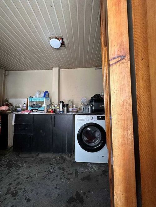 5-room house, 200 m²