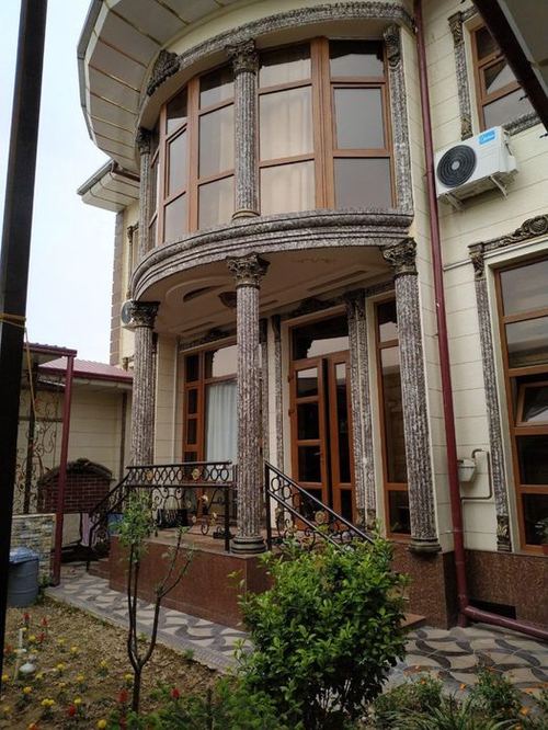 7-комнатный дом, 450 м²