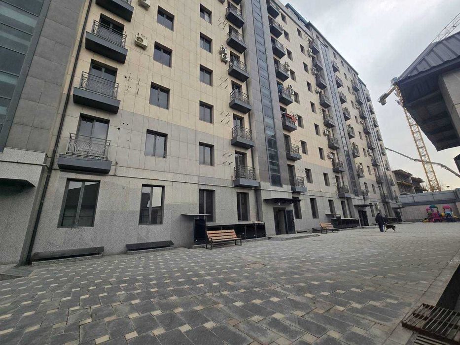 4-комнатная квартира, 241 м², Ташкент, Мирзо-Улугбекский район, на продажу