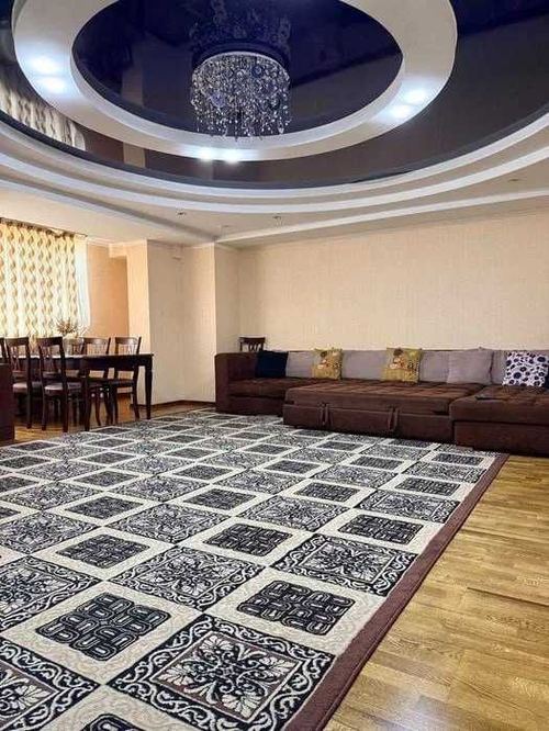 5-комнатная квартира, 167 м²