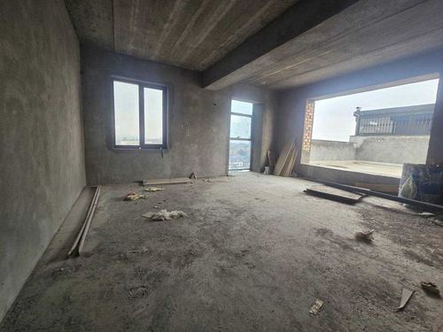 4-комнатная квартира, 241 м²