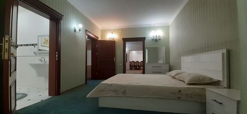 5-xonali kvartira, 199 m²