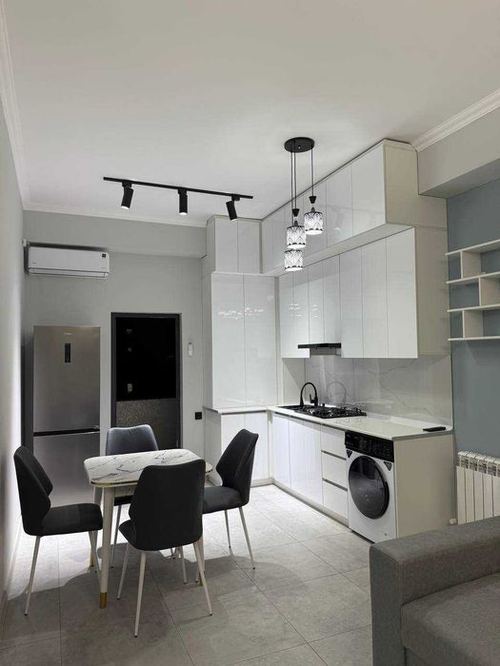 2-xonali kvartira, 70 m²