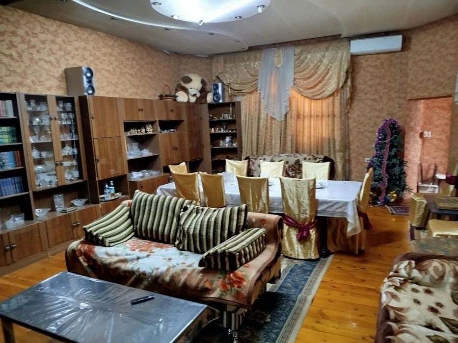10-xonali uy, 184 m², Toshkent, Mirzo Ulug‘bek tumani, sotuvga