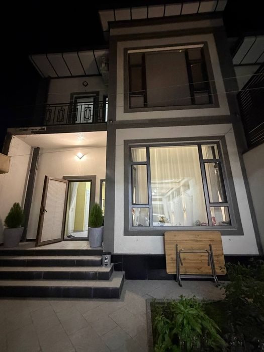 5-xonali uy, 200 m², Toshkent, Mirzo Ulug‘bek tumani, sotuvga