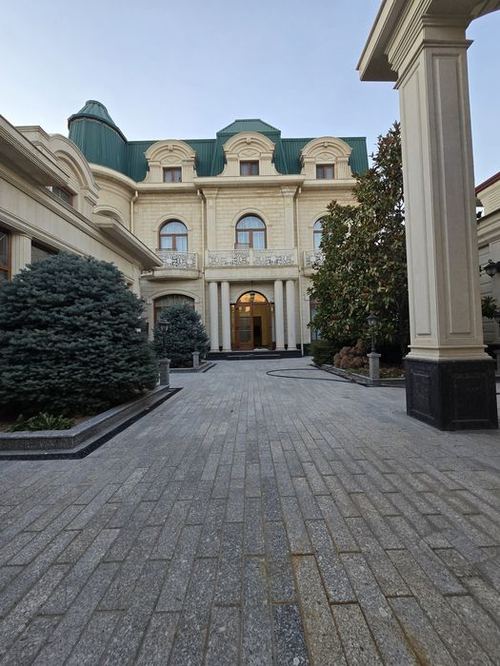 4-xonali uy, 500 m²
