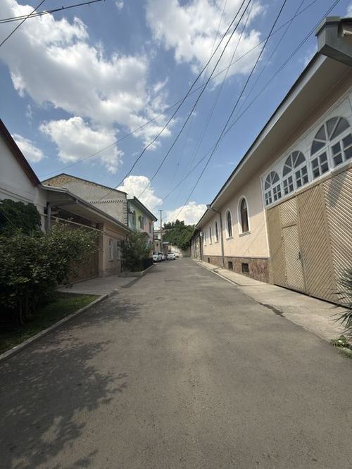 4-xonali uy, 1000 m²