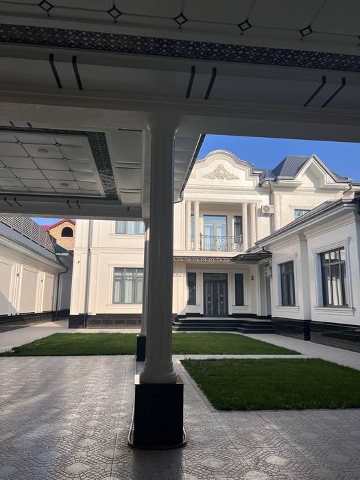 9-комнатный дом, 560 м², Ташкент, Мирзо-Улугбекский район, на продажу