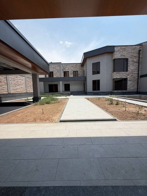 8-комнатный дом, 480 м²