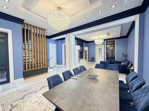 5-комнатный дом, 250 м²