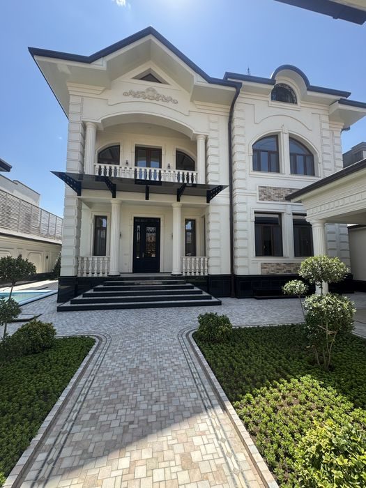 7-комнатный дом, 700 м², Ташкент, Мирзо-Улугбекский район, на продажу