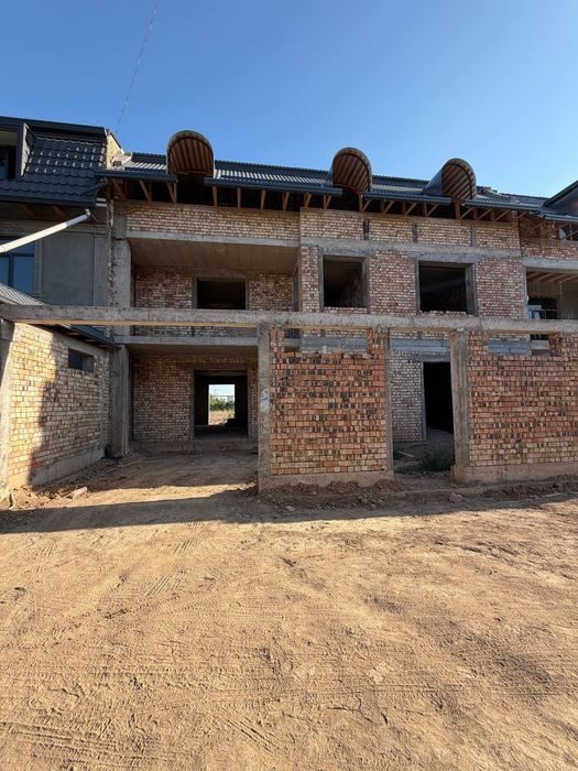 6-комнатный коттедж, 320 м², Ташкент, Мирзо-Улугбекский район, на продажу