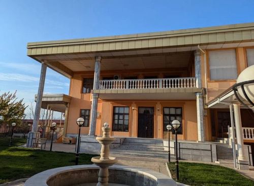 8-комнатный дом, 574.77 м²