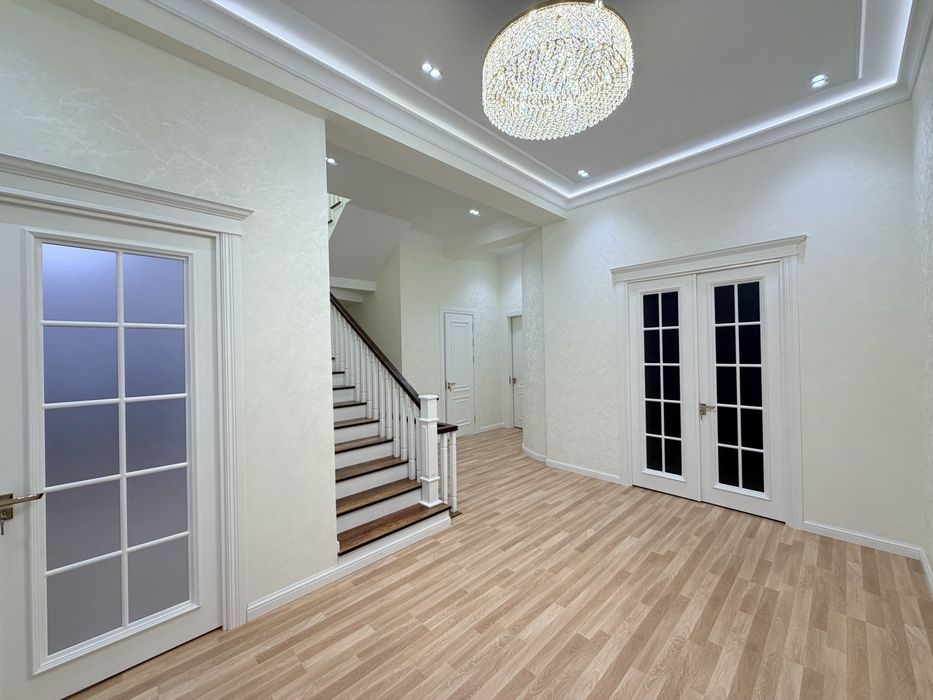 5-xonali uy, 270 m², Toshkent, Mirzo Ulug‘bek tumani, sotuvga