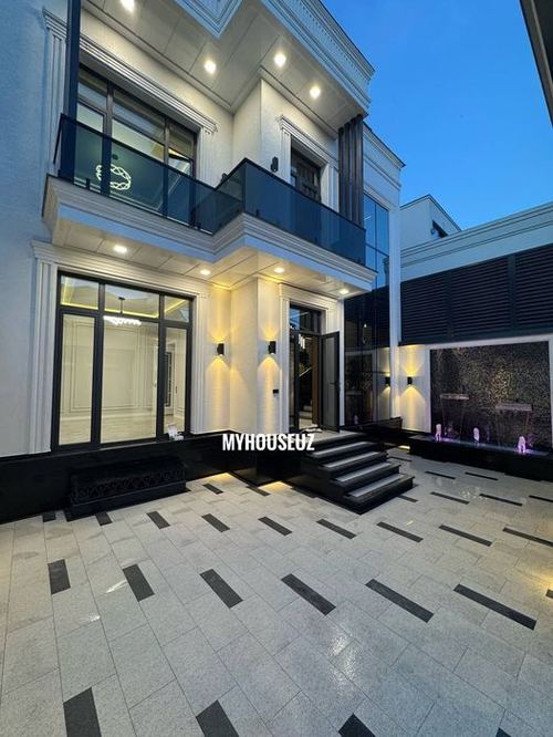 5-комнатный дом, 390 м²