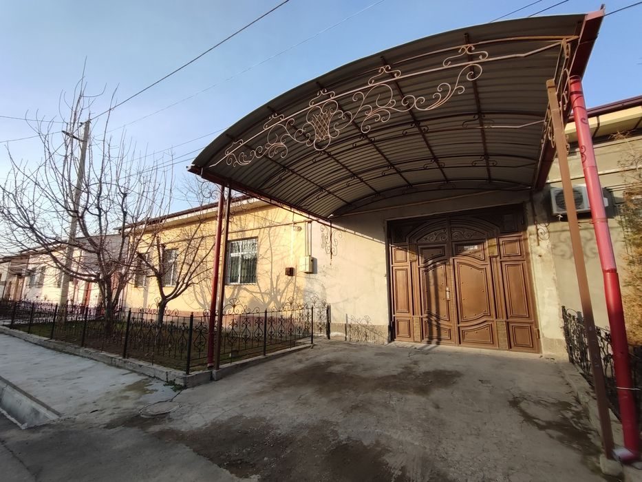 4-комнатный коттедж, 600 м², Ташкент, Мирзо-Улугбекский район, на продажу