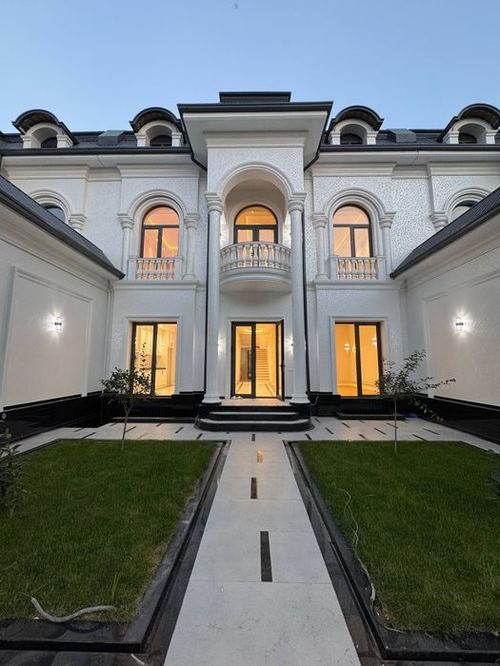 5-комнатный дом, 300 м²