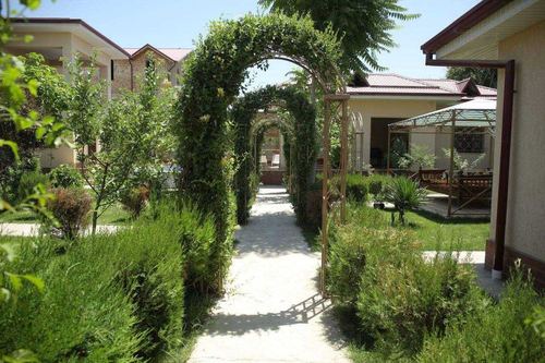5-комнатный дом, 400 м²