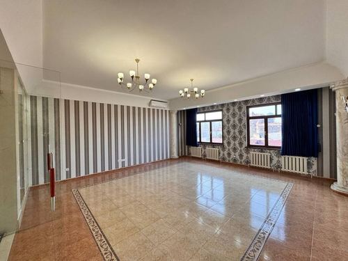 4-xonali kvartira, 189 m²
