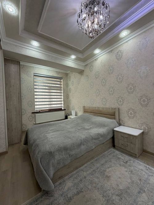 4-xonali kvartira, 90 m²