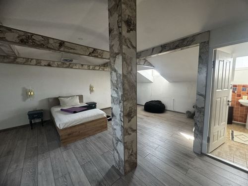 4-xonali kvartira, 148 m²