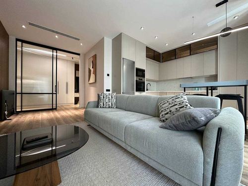 3-xonali kvartira, 118 m²