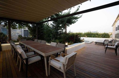 4-xonali kvartira, 250 m²
