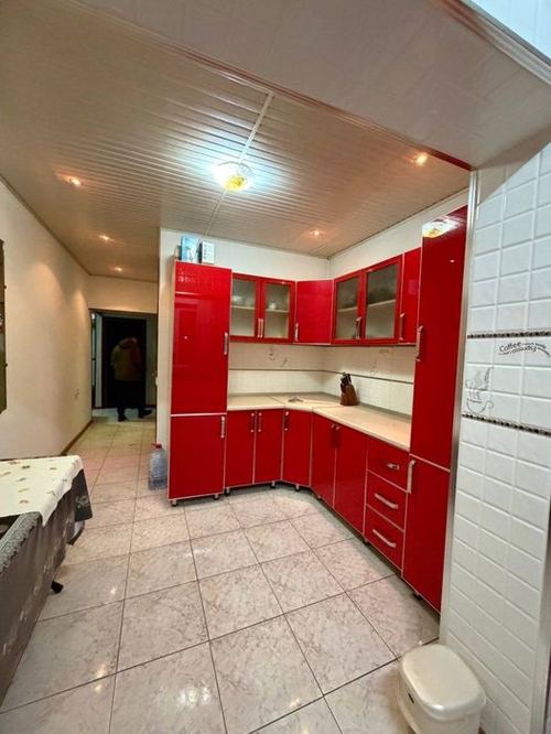 4-xonali kvartira, 96 m²