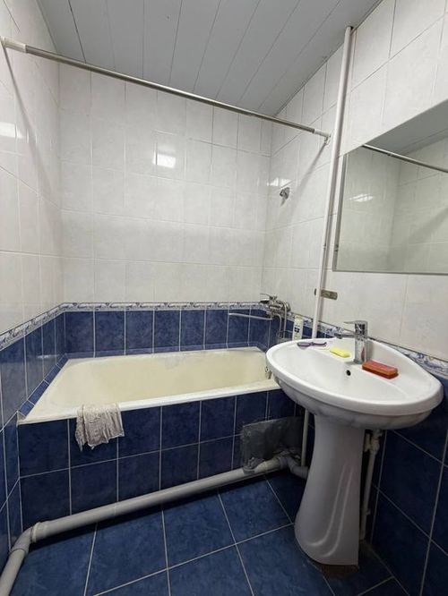 3-xonali kvartira, 78 m²