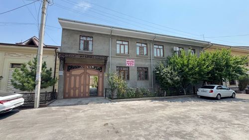 10-комнатный дом, 600 м²