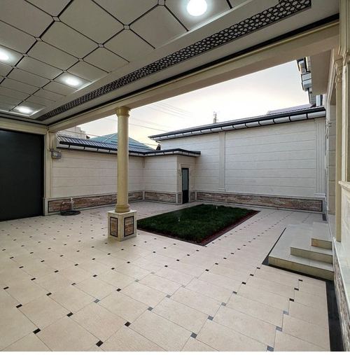 6-комнатный дом, 220 м²
