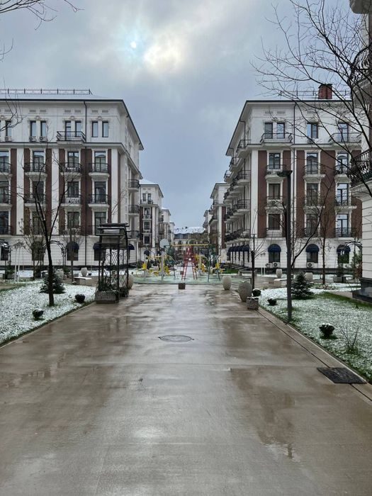 6-room apartment, 154 m², Tashkent, Almazar District, for sale
