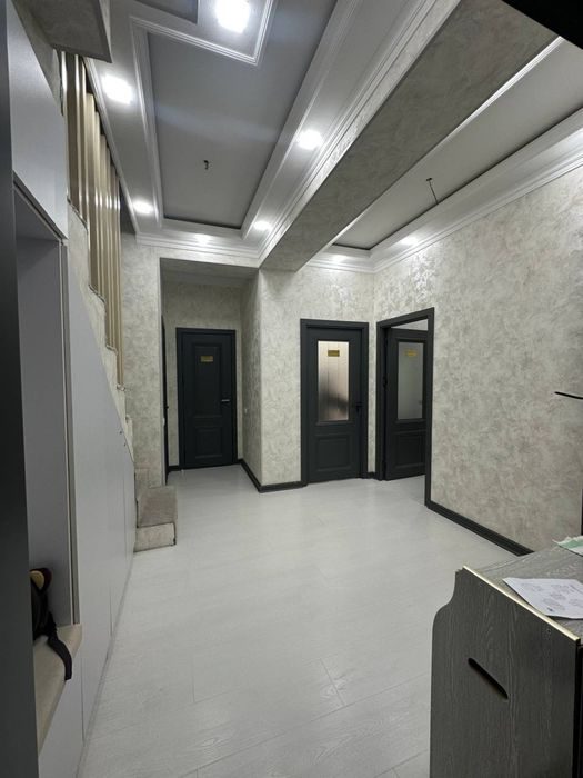 5-room apartment, 140 m², Tashkent, Almazar District, for sale