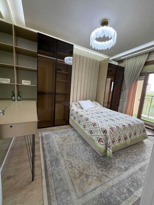 3-комнатная квартира, 80 м², Ташкент, Алмазарский район, в аренду