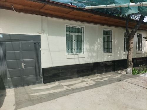 7-комнатный дом, 375 м²