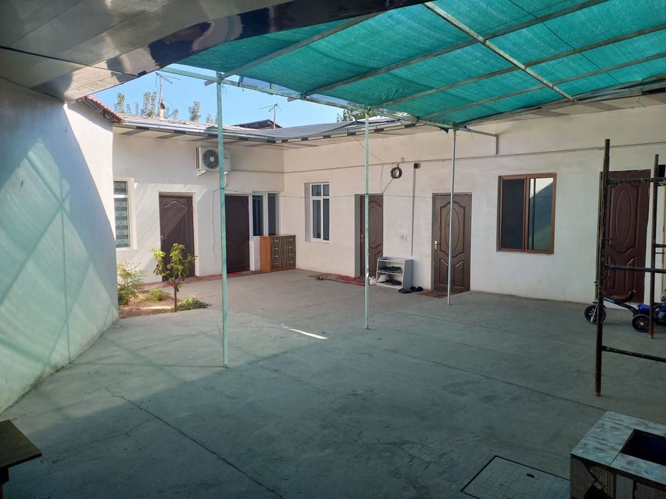 3-комнатный дом, 1.5 м², Ташкент, Алмазарский район, на продажу