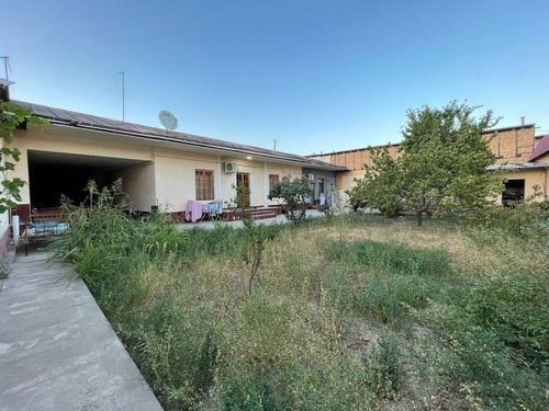 7-комнатный дом, 550 м²