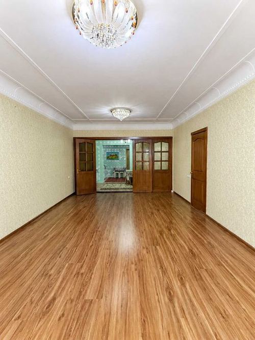 4-xonali kvartira, 100 m²
