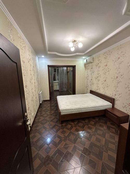 5-xonali kvartira, 100 m²