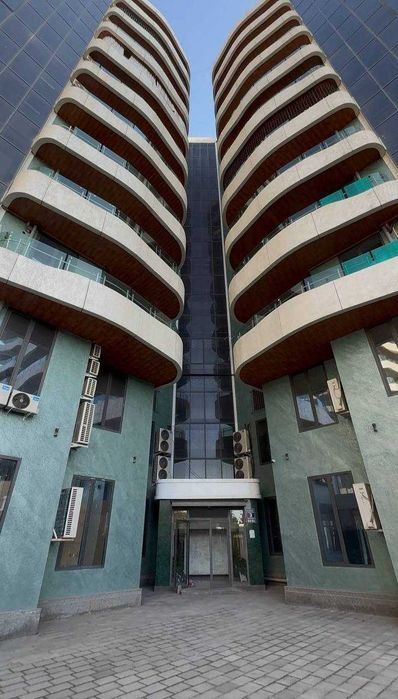 4-комнатная квартира, 140 м²