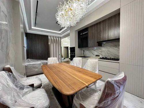 3-xonali kvartira, 125 m²
