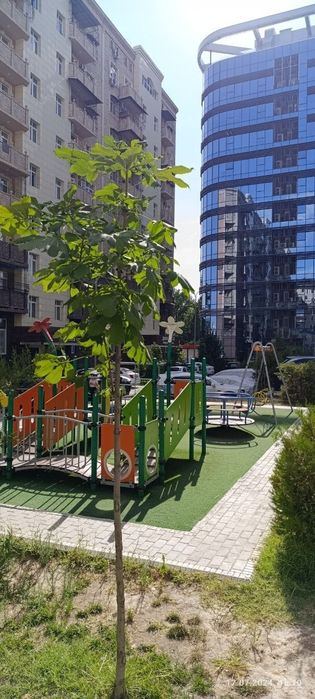 3-xonali kvartira, 107 m²