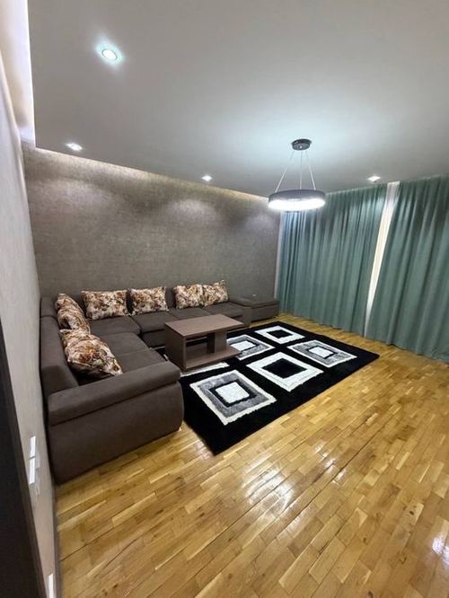 3-xonali kvartira, 75 m²