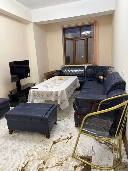 3-xonali kvartira, 74 m²