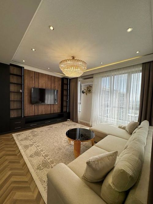 3-xonali kvartira, 115 m²