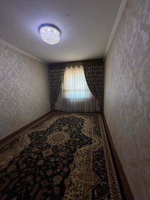 3-xonali kvartira, 70 m²